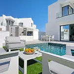 Clio - 3bed En-suite With Private Pool * פאראלימני