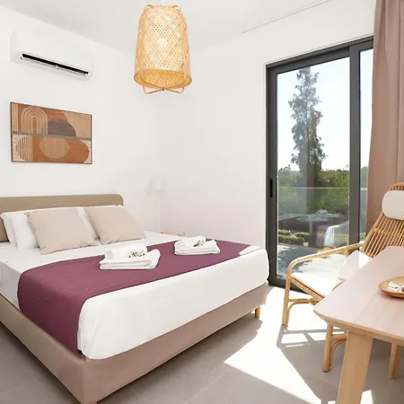 Villa Clio - 3bed En-suite With Private Pool