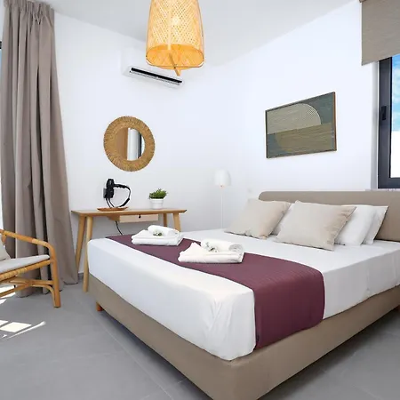 וילה Clio - 3bed En-suite With Private Pool פאראלימני