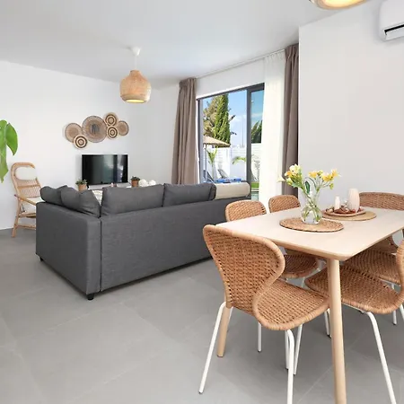 Clio - 3bed En-suite With Private Pool Vila Paralimni