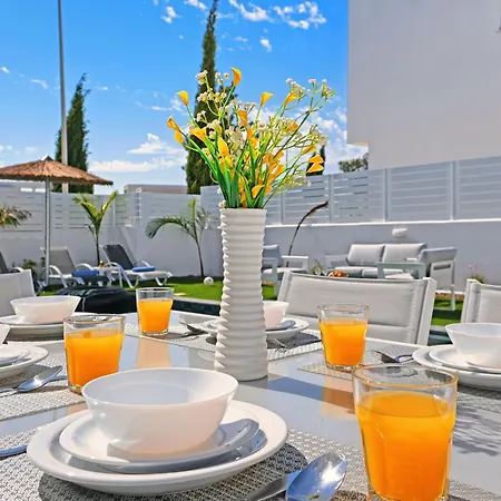 Vila Clio - 3bed En-suite With Private Pool