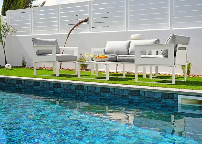 Clio - 3bed En-suite With Private Pool Paralímni