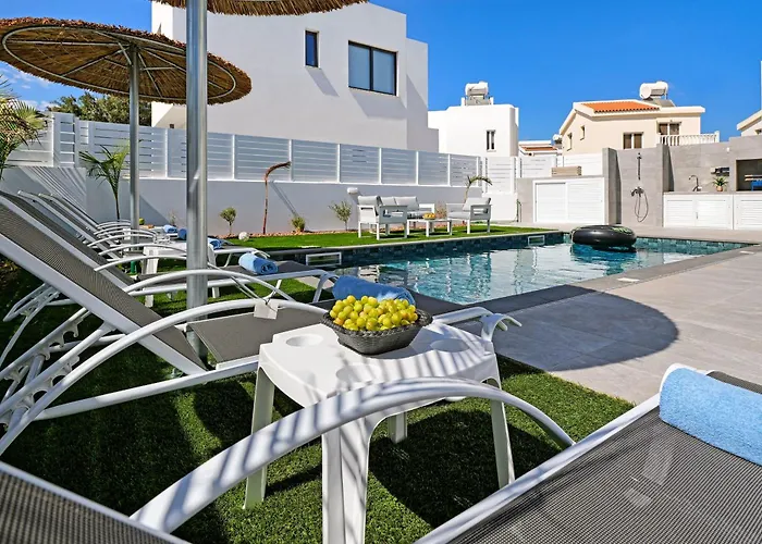 Villa Clio - 3bed En-suite With Private Pool